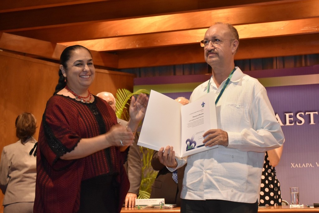 Adalberto Tejeda, Premio al decano-18