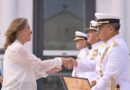 La gobernadora Rocío Nahle participó en el cambio de mando de la Primera Región Naval